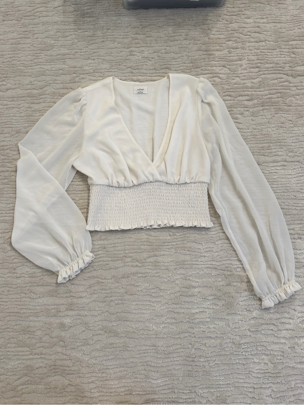 Aritzia wilfred wistful blouse